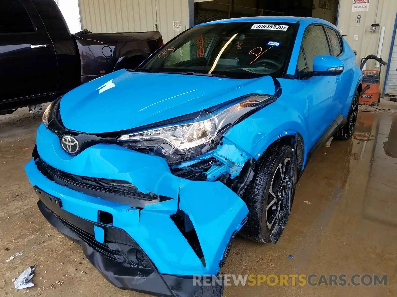 2 Photograph of a damaged car JTNKHMBX8K1053752 TOYOTA C-HR 2019