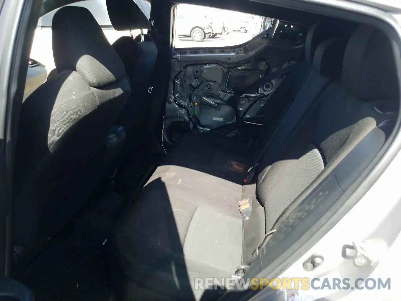 6 Photograph of a damaged car JTNKHMBX8K1055629 TOYOTA C-HR 2019