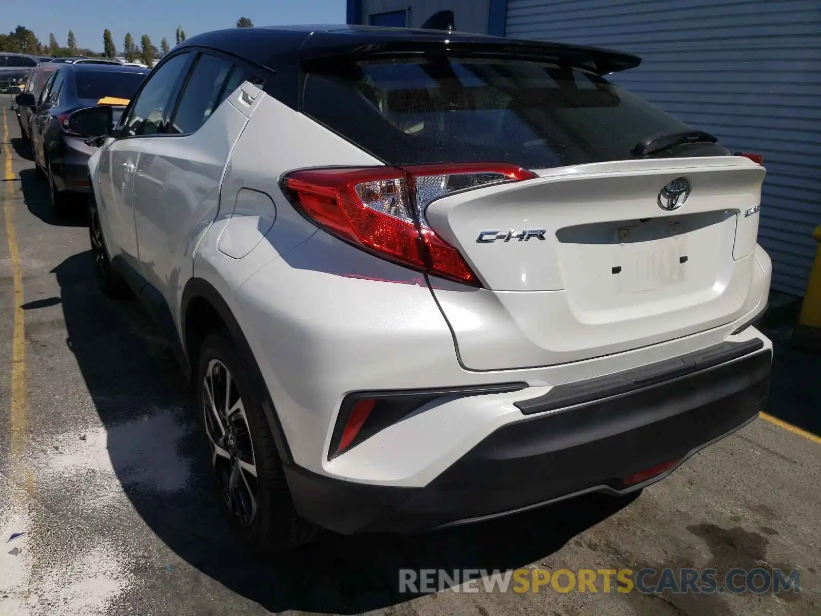 3 Photograph of a damaged car JTNKHMBX8K1060328 TOYOTA C-HR 2019