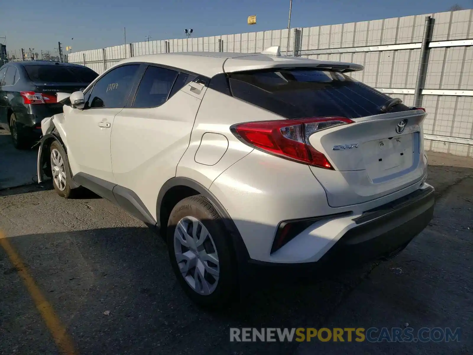 3 Photograph of a damaged car JTNKHMBX8K1062371 TOYOTA C-HR 2019