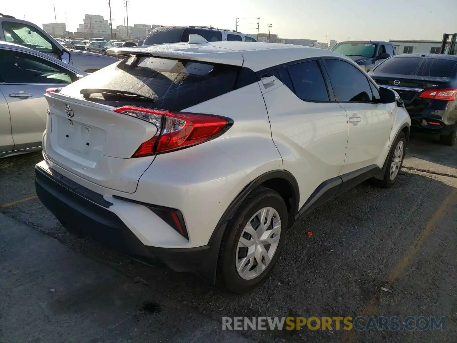 4 Photograph of a damaged car JTNKHMBX8K1062371 TOYOTA C-HR 2019