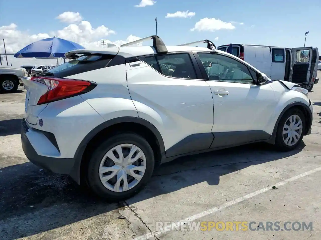 3 Photograph of a damaged car JTNKHMBX8K1062466 TOYOTA C-HR 2019