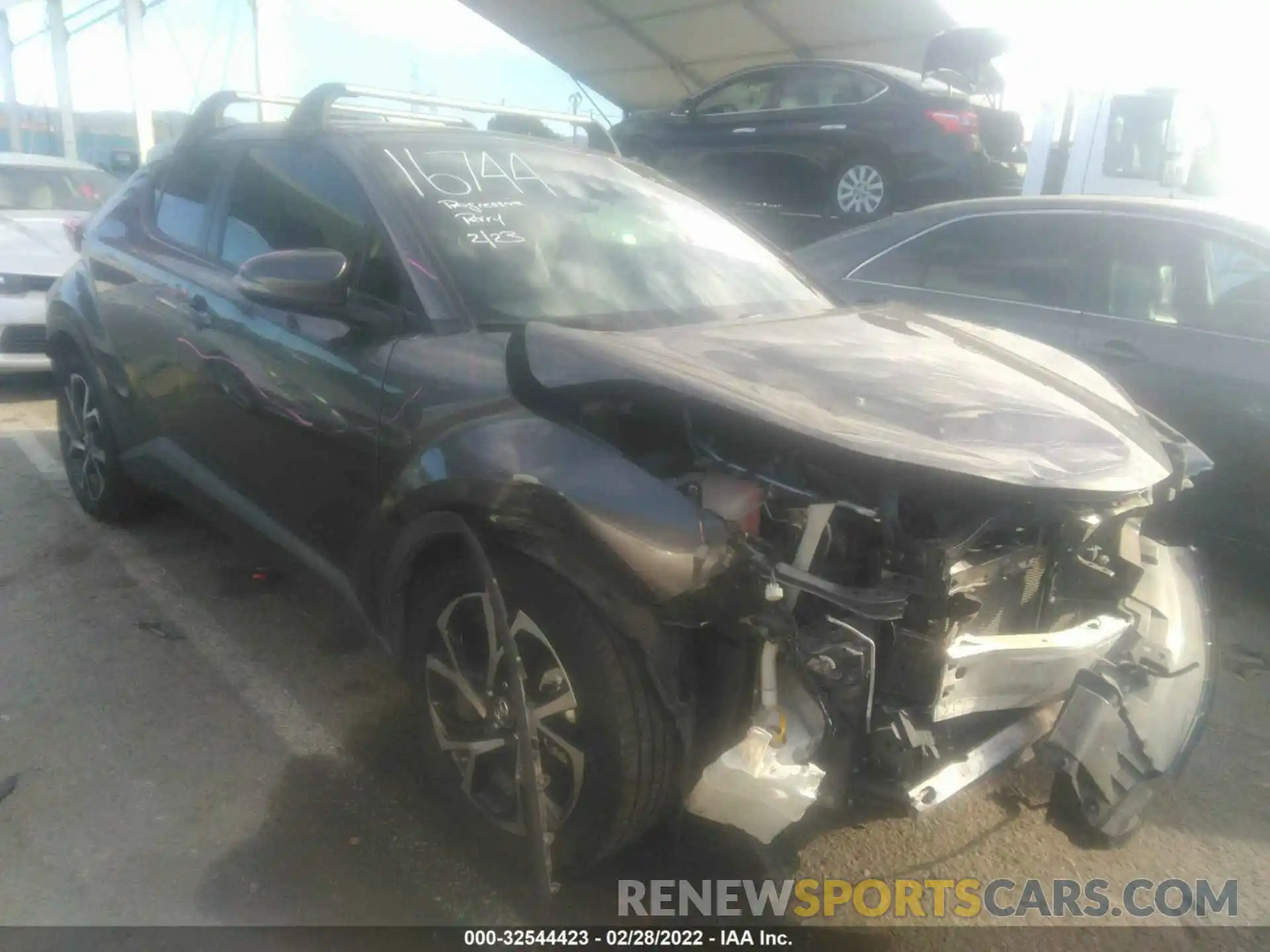 1 Photograph of a damaged car JTNKHMBX9K1014510 TOYOTA C-HR 2019