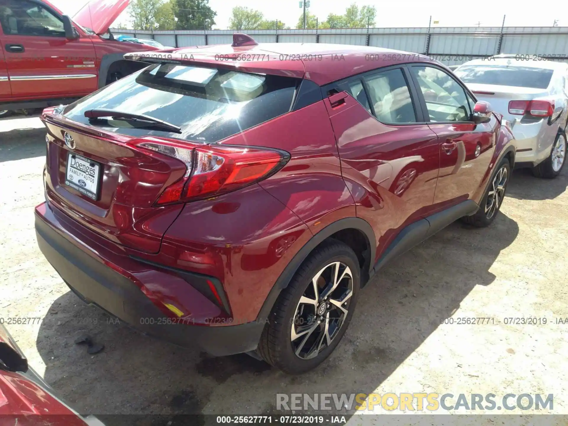 4 Photograph of a damaged car JTNKHMBX9K1020212 TOYOTA C-HR 2019