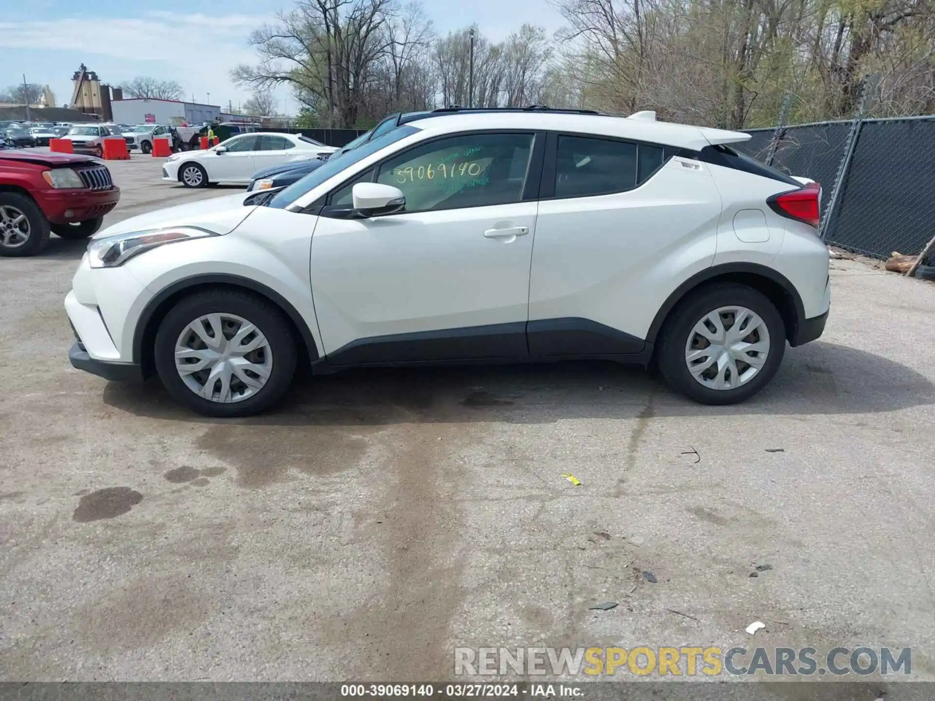 14 Photograph of a damaged car JTNKHMBX9K1020307 TOYOTA C-HR 2019