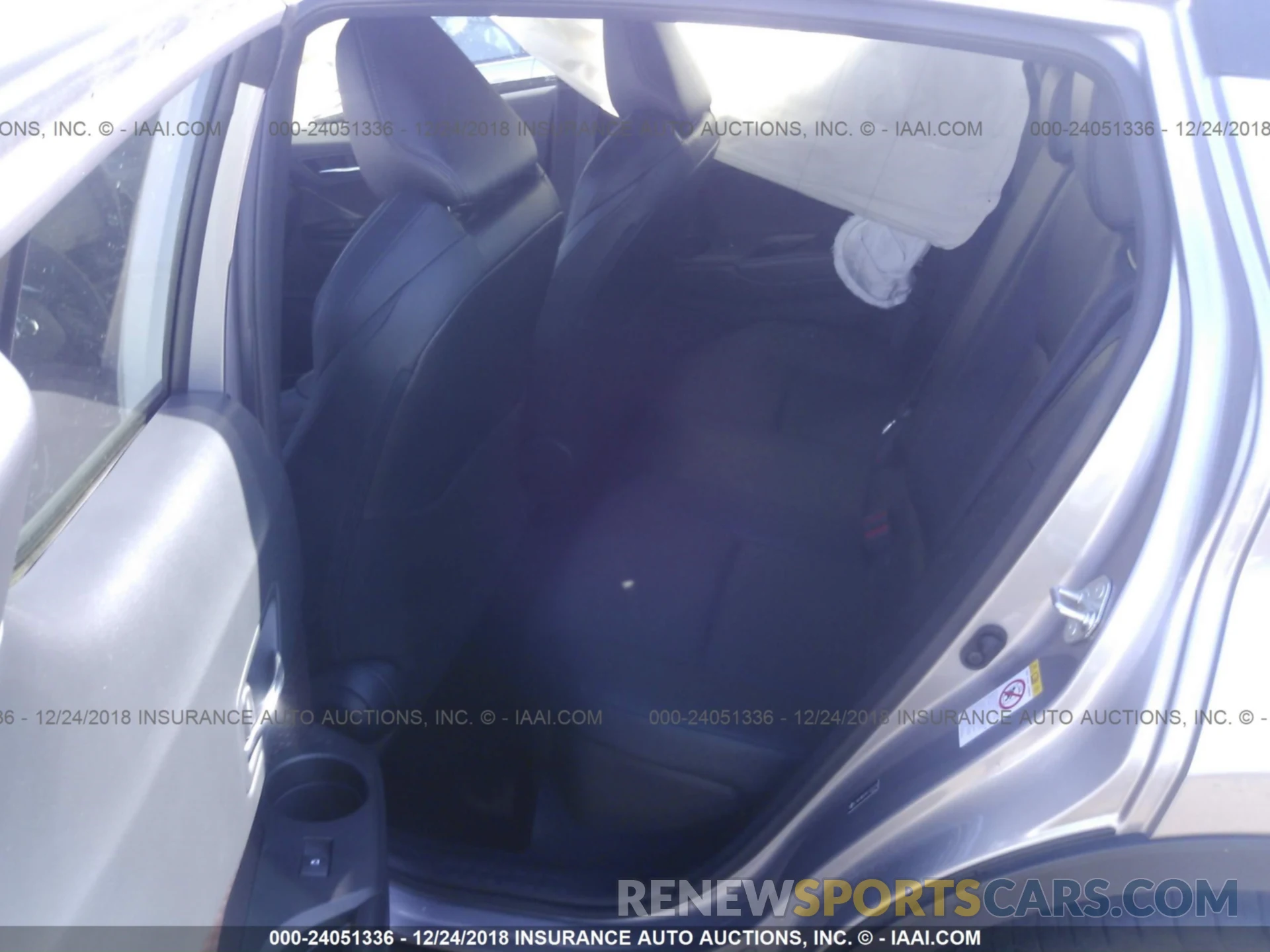 8 Photograph of a damaged car JTNKHMBX9K1020744 TOYOTA C-HR 2019