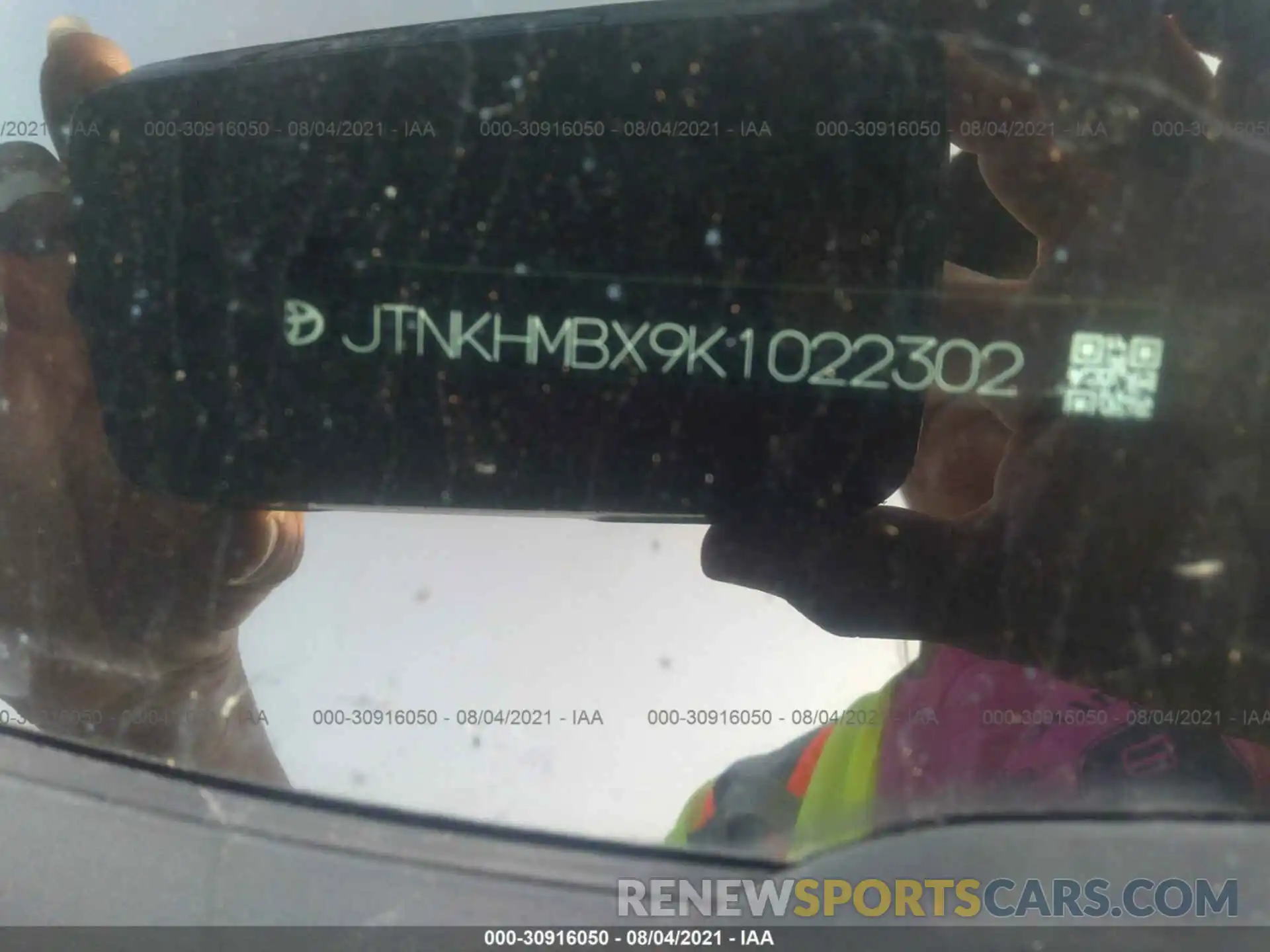 9 Photograph of a damaged car JTNKHMBX9K1022302 TOYOTA C-HR 2019