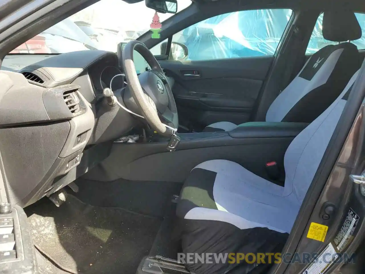 7 Photograph of a damaged car JTNKHMBX9K1024468 TOYOTA C-HR 2019