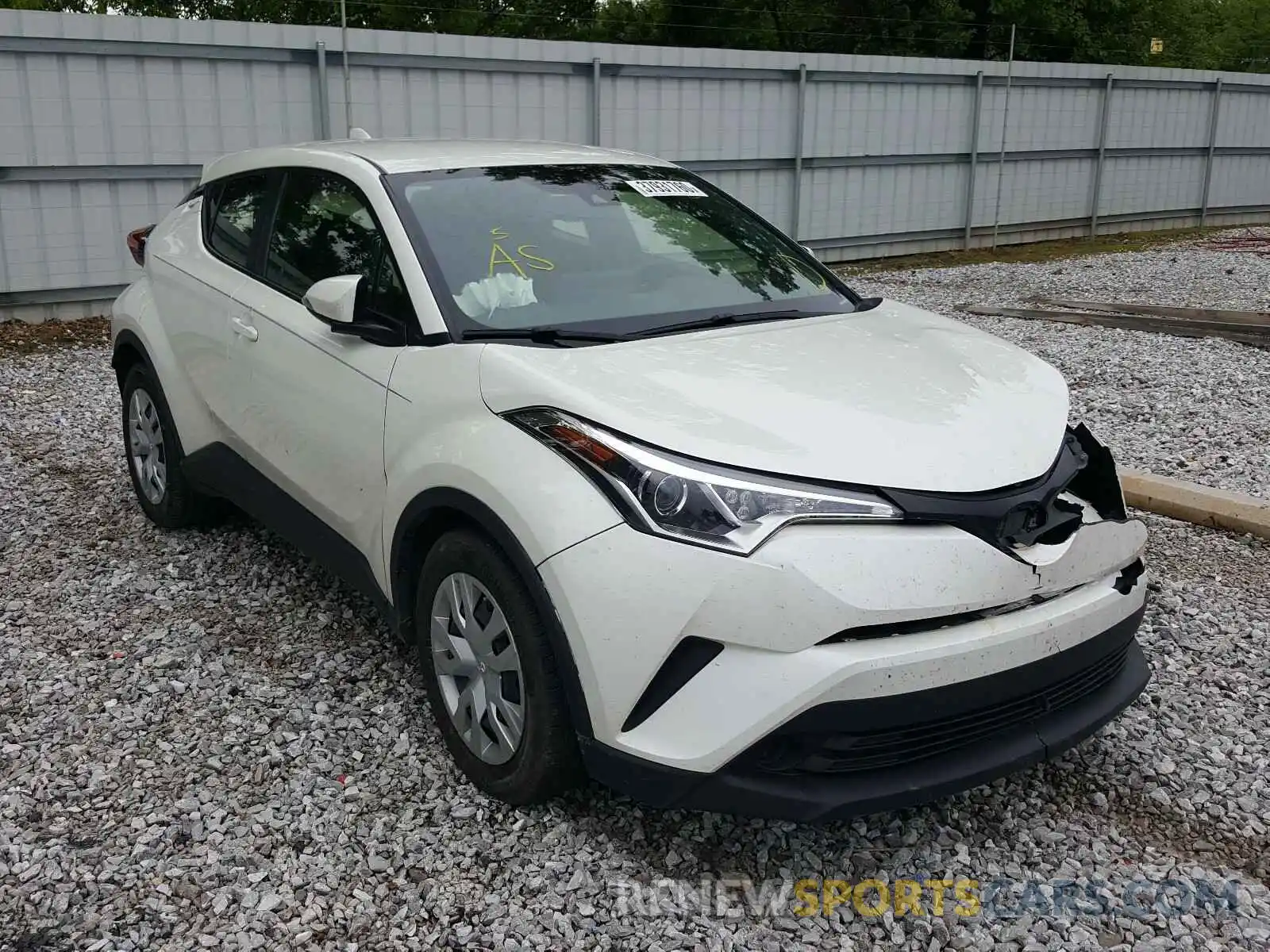 1 Photograph of a damaged car JTNKHMBX9K1026186 TOYOTA C-HR 2019