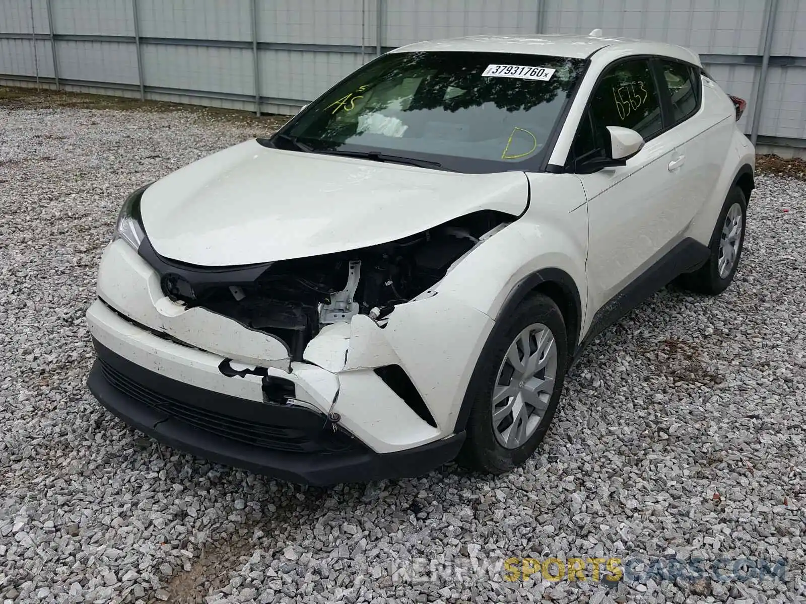 2 Photograph of a damaged car JTNKHMBX9K1026186 TOYOTA C-HR 2019