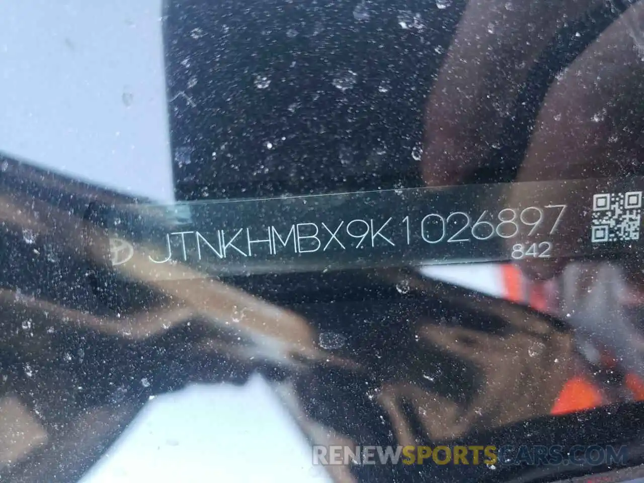 10 Photograph of a damaged car JTNKHMBX9K1026897 TOYOTA C-HR 2019