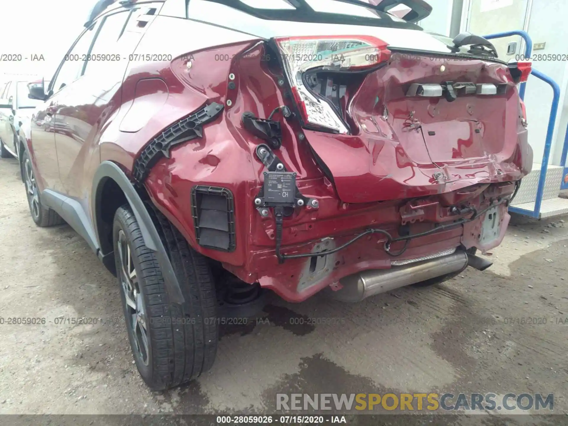 6 Photograph of a damaged car JTNKHMBX9K1030495 TOYOTA C-HR 2019