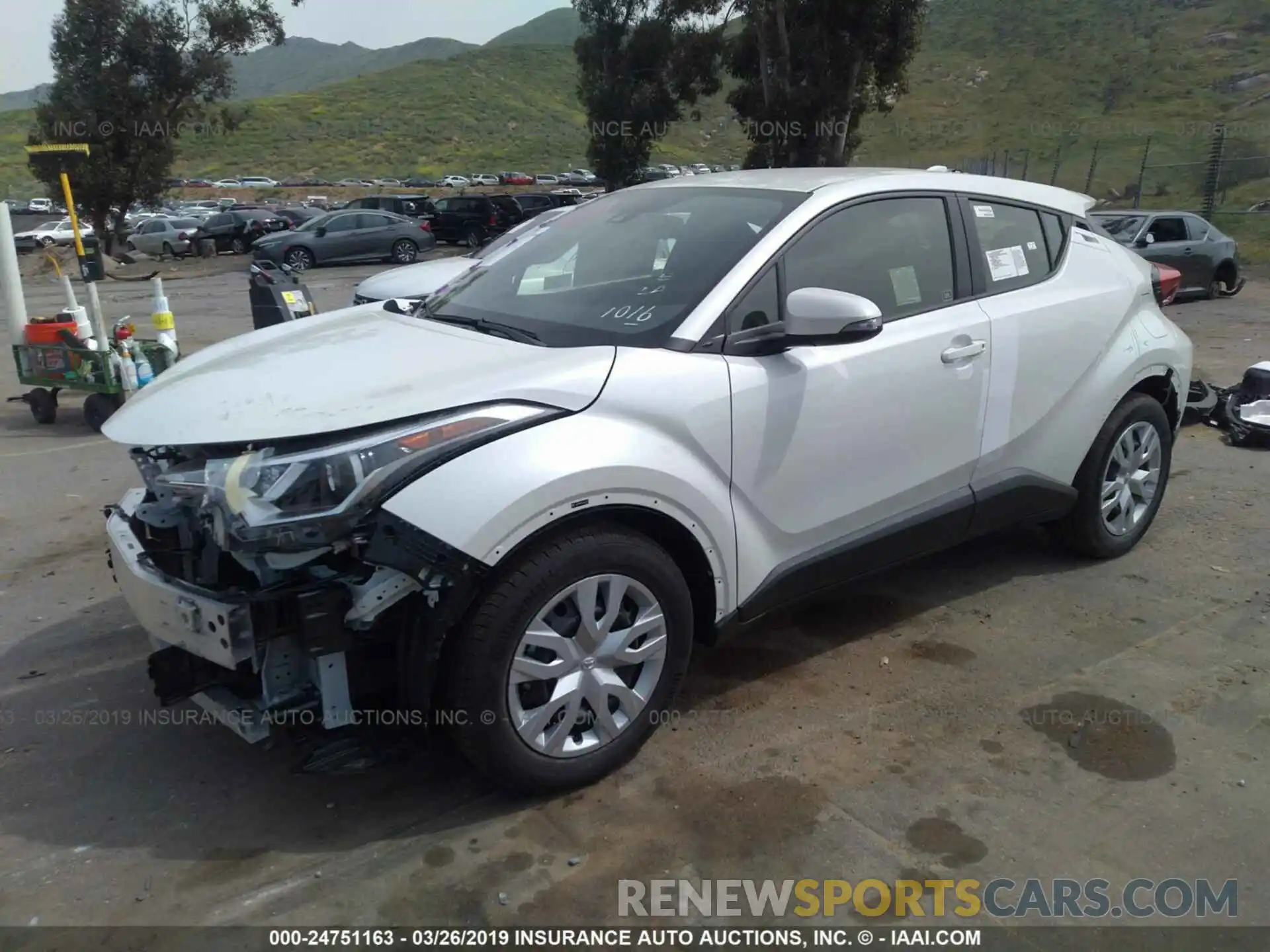 2 Photograph of a damaged car JTNKHMBX9K1032795 TOYOTA C-HR 2019