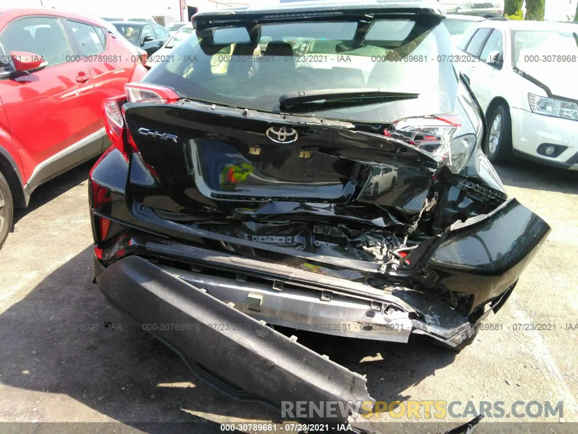 6 Photograph of a damaged car JTNKHMBX9K1033302 TOYOTA C-HR 2019