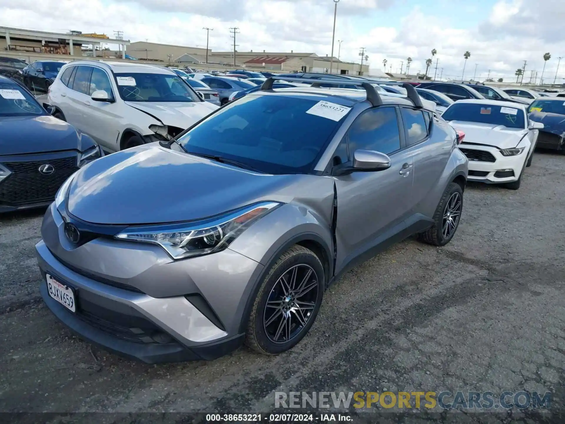 2 Фотография поврежденного автомобиля JTNKHMBX9K1039374 TOYOTA C-HR 2019