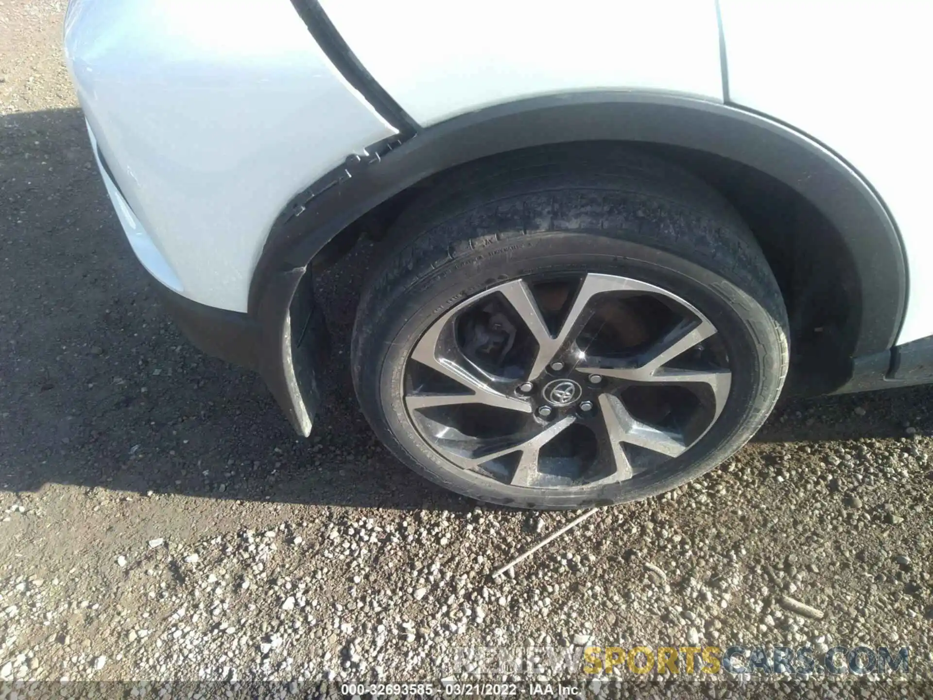 15 Photograph of a damaged car JTNKHMBX9K1051329 TOYOTA C-HR 2019