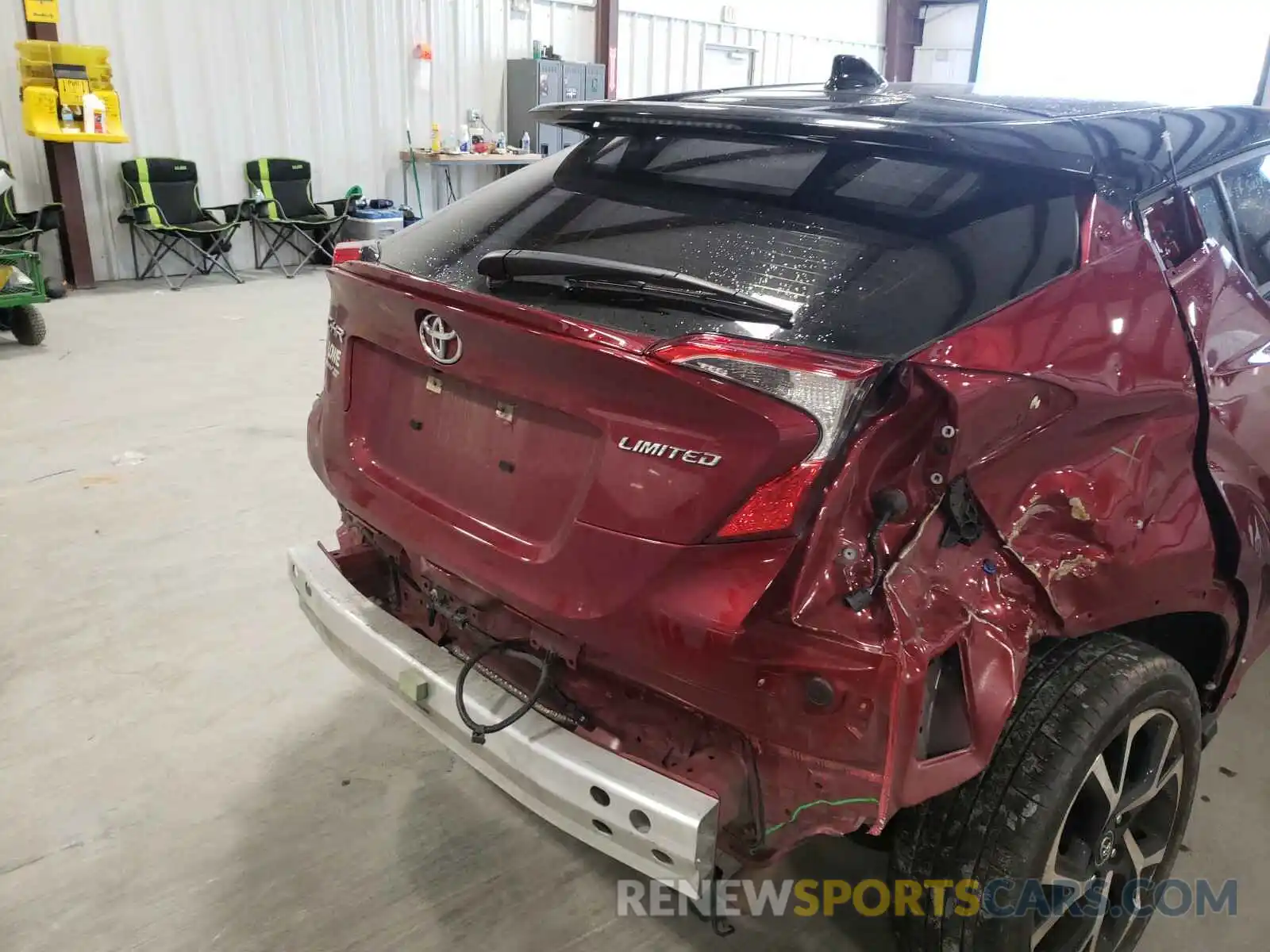 9 Photograph of a damaged car JTNKHMBX9K1060760 TOYOTA C-HR 2019