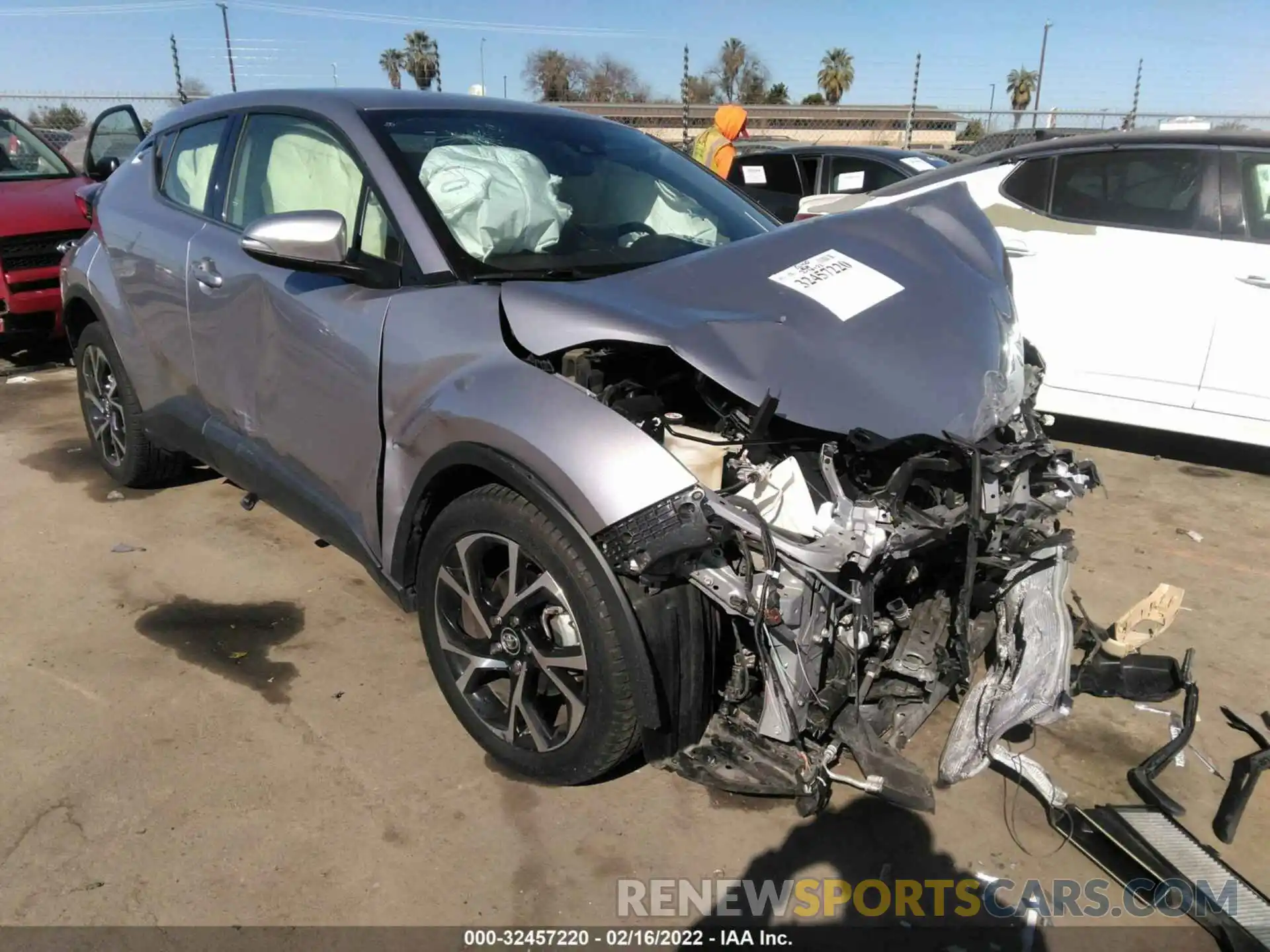 1 Photograph of a damaged car JTNKHMBXXK1012054 TOYOTA C-HR 2019