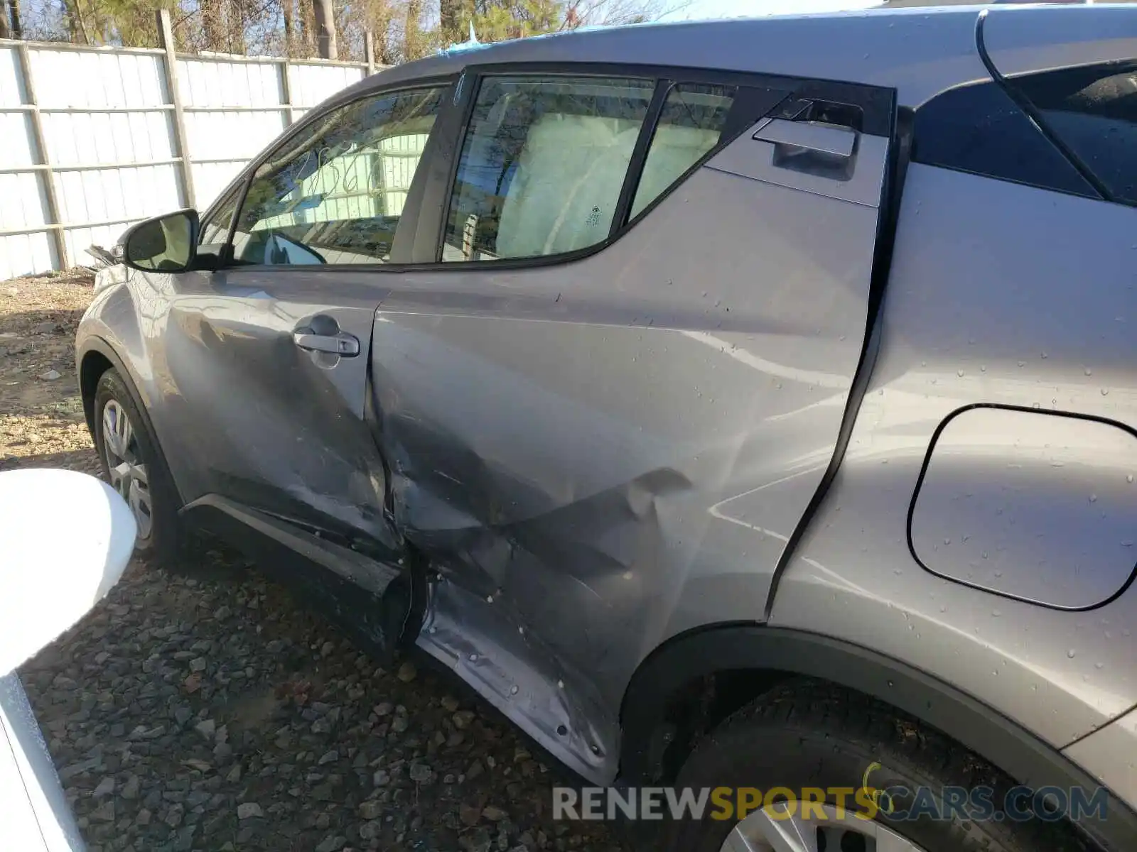 9 Photograph of a damaged car JTNKHMBXXK1018257 TOYOTA C-HR 2019