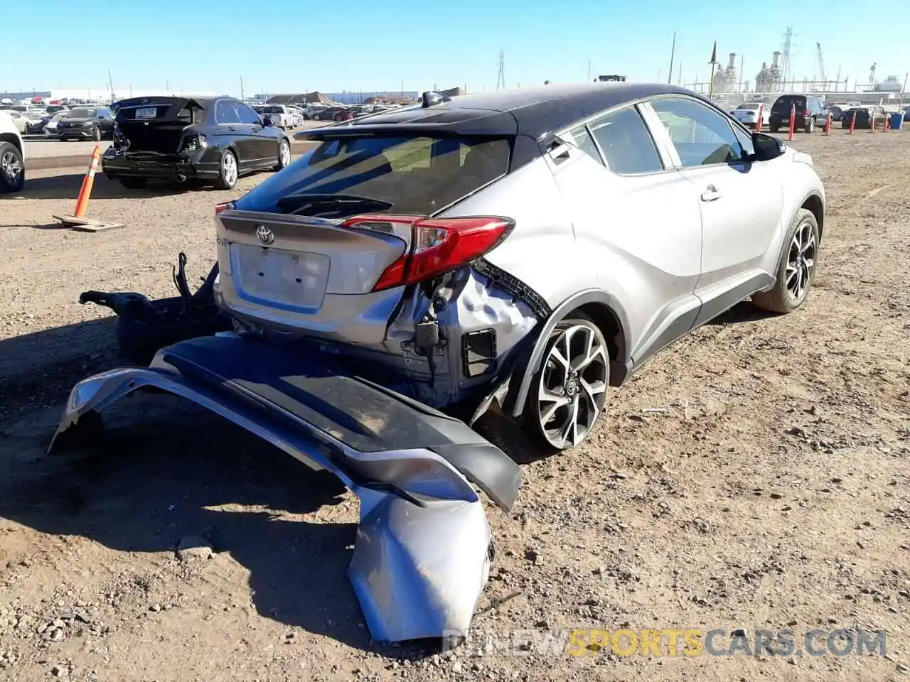 4 Photograph of a damaged car JTNKHMBXXK1020039 TOYOTA C-HR 2019