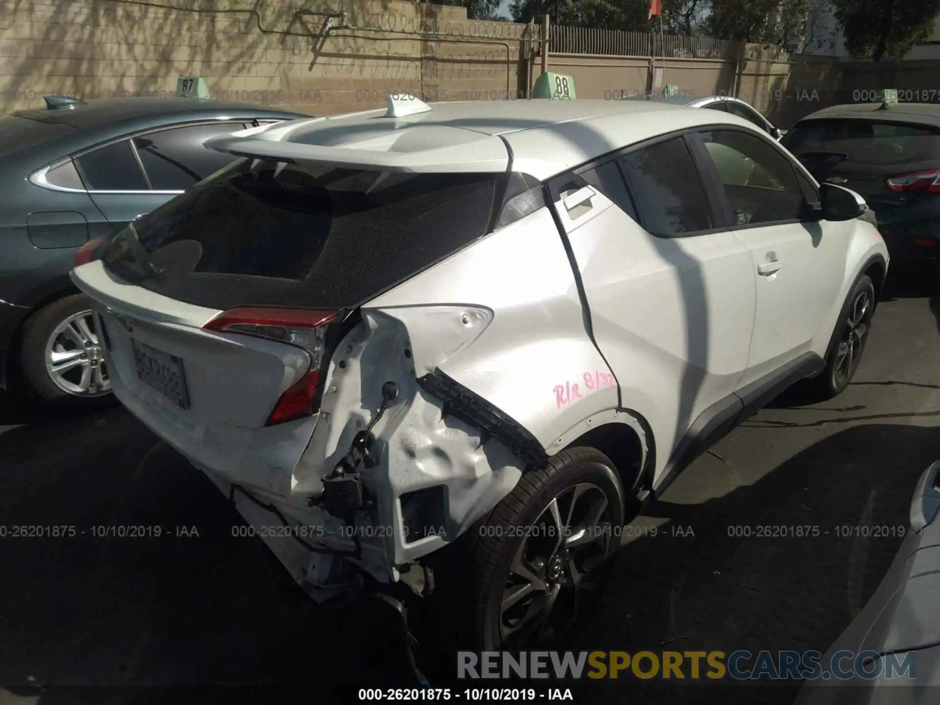 4 Photograph of a damaged car JTNKHMBXXK1023796 TOYOTA C-HR 2019