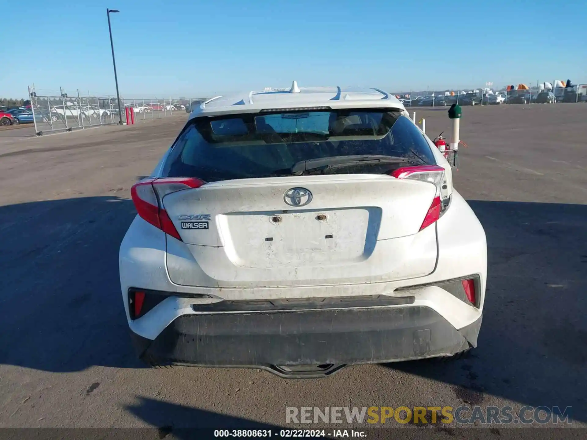 17 Photograph of a damaged car JTNKHMBXXK1027590 TOYOTA C-HR 2019