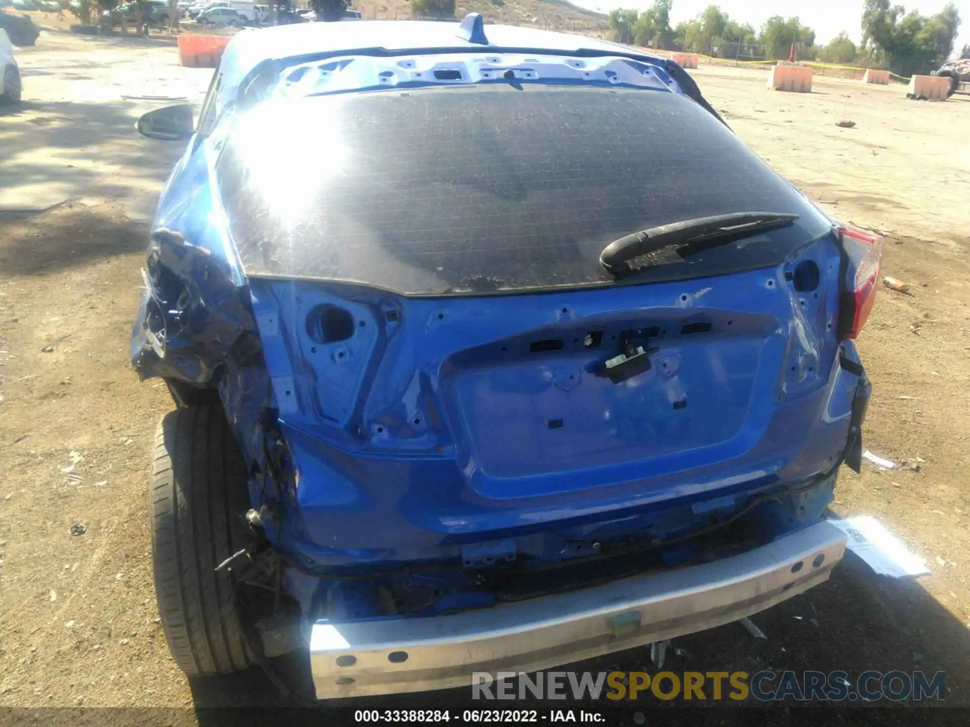 12 Photograph of a damaged car JTNKHMBXXK1030036 TOYOTA C-HR 2019