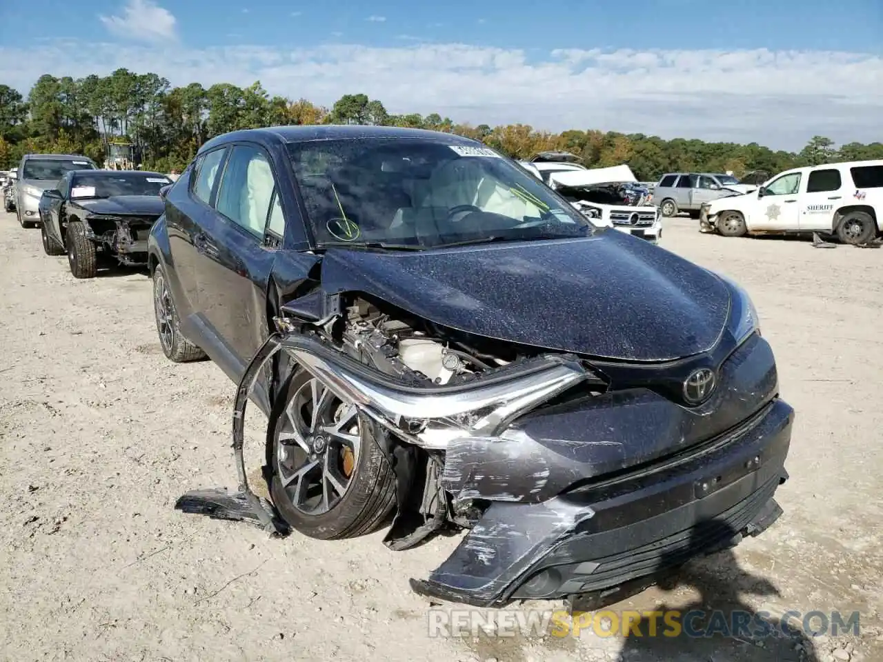 1 Photograph of a damaged car JTNKHMBXXK1032997 TOYOTA C-HR 2019