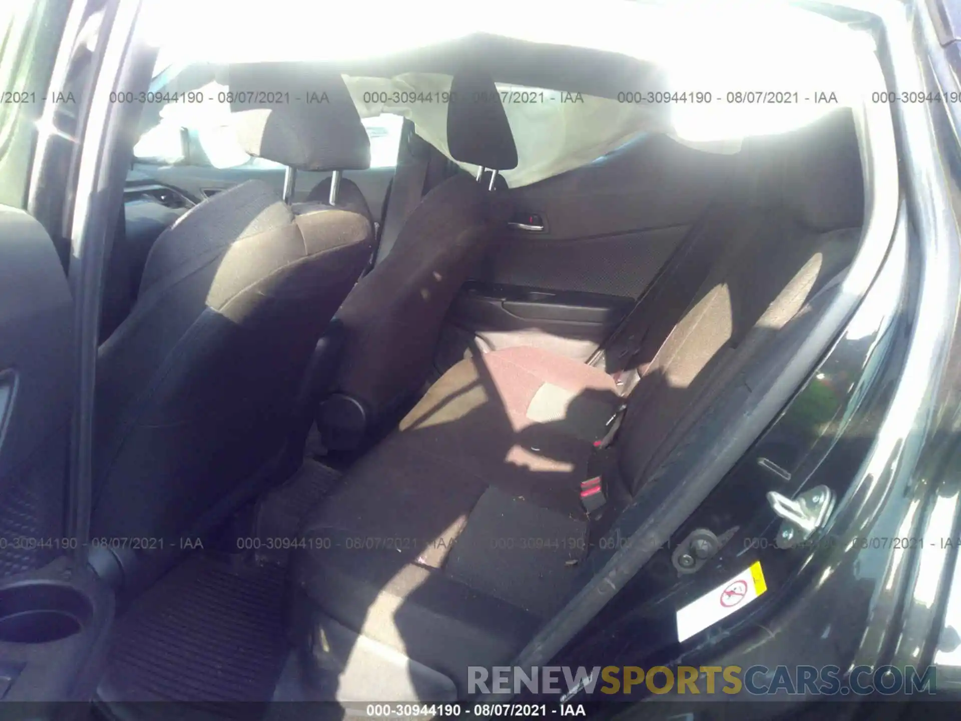 8 Photograph of a damaged car JTNKHMBXXK1035964 TOYOTA C-HR 2019