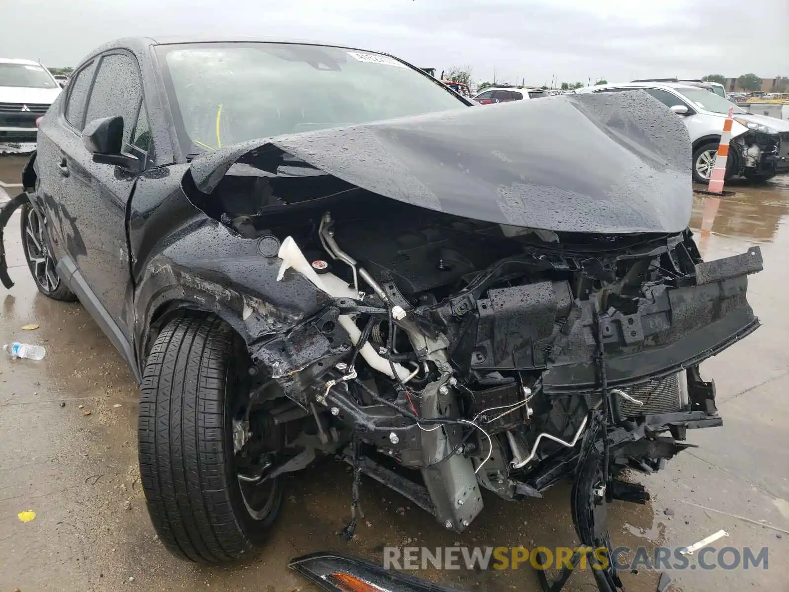 1 Photograph of a damaged car JTNKHMBXXK1037441 TOYOTA C-HR 2019