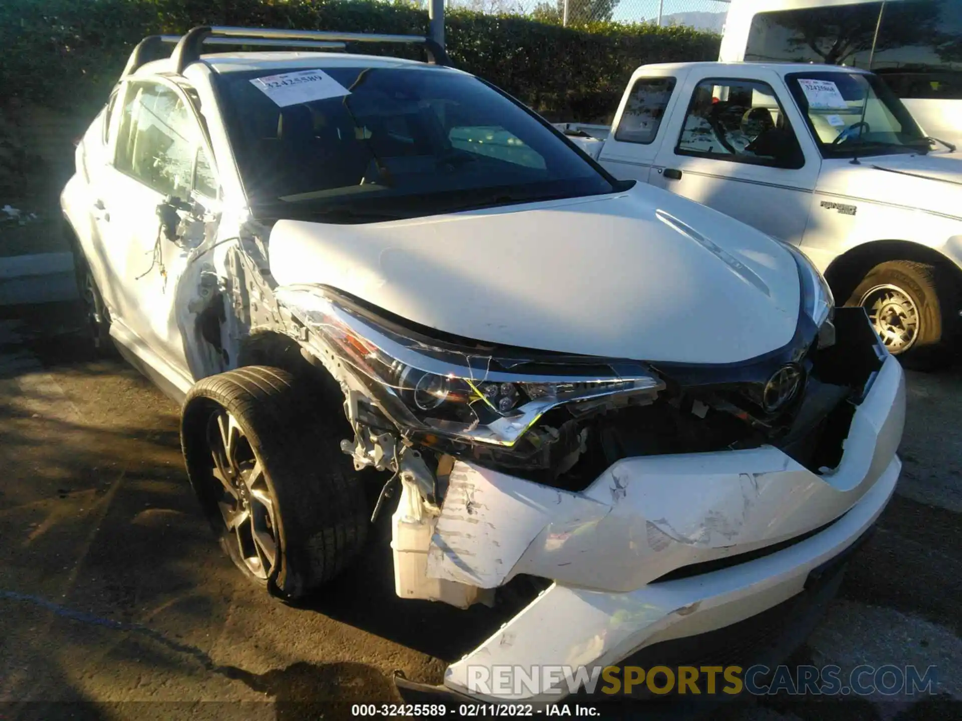 1 Photograph of a damaged car JTNKHMBXXK1037519 TOYOTA C-HR 2019