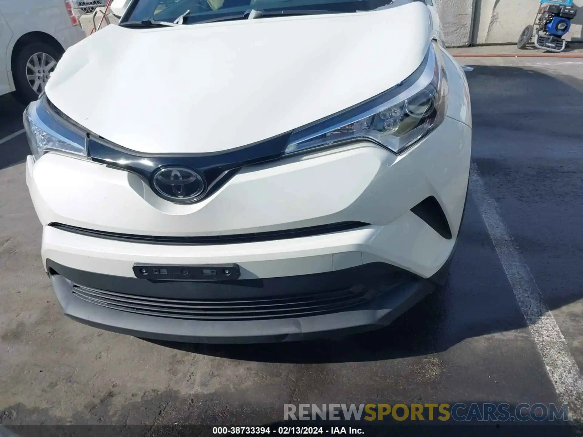 12 Photograph of a damaged car JTNKHMBXXK1051923 TOYOTA C-HR 2019