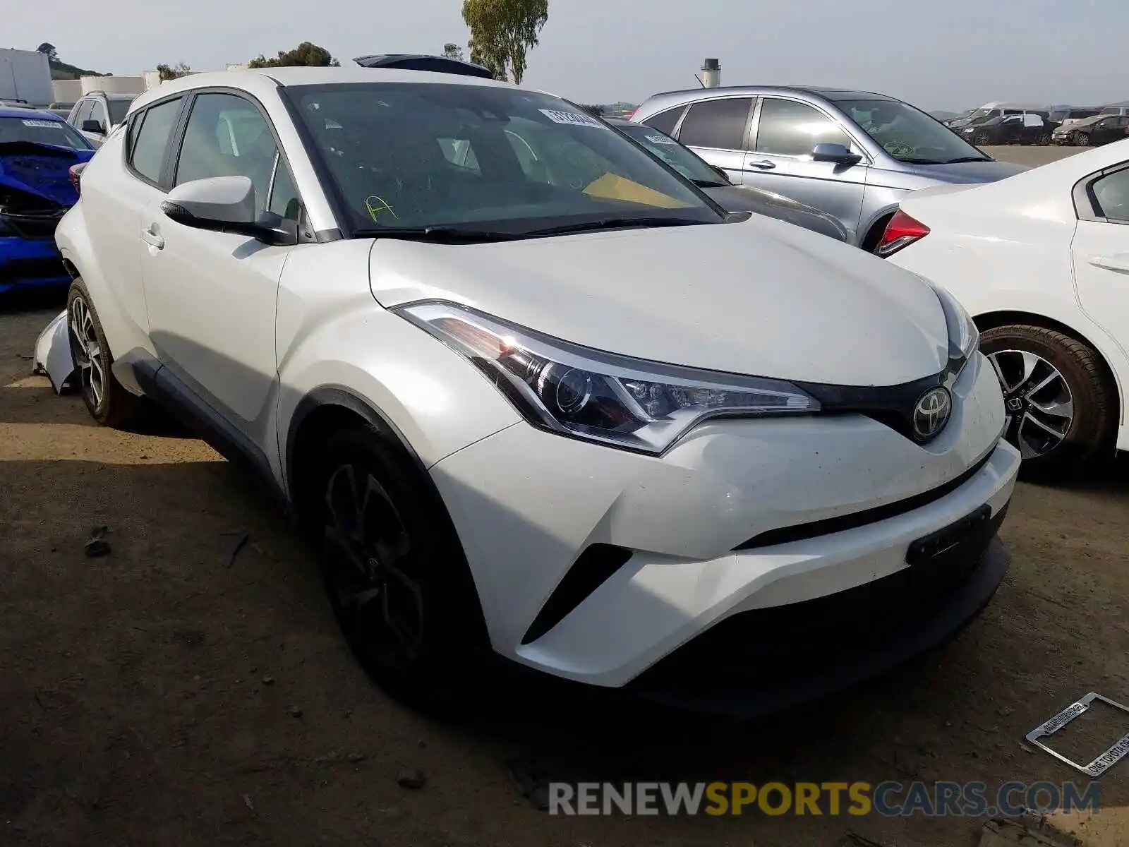 1 Photograph of a damaged car JTNKHMBXXK1055552 TOYOTA C-HR 2019