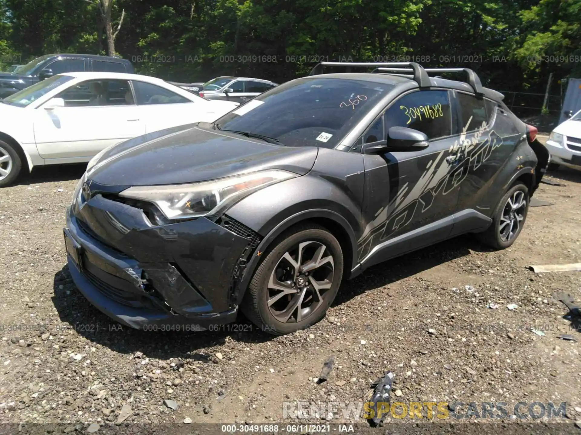 2 Фотография поврежденного автомобиля NMTKHMBX0KR068896 TOYOTA C-HR 2019