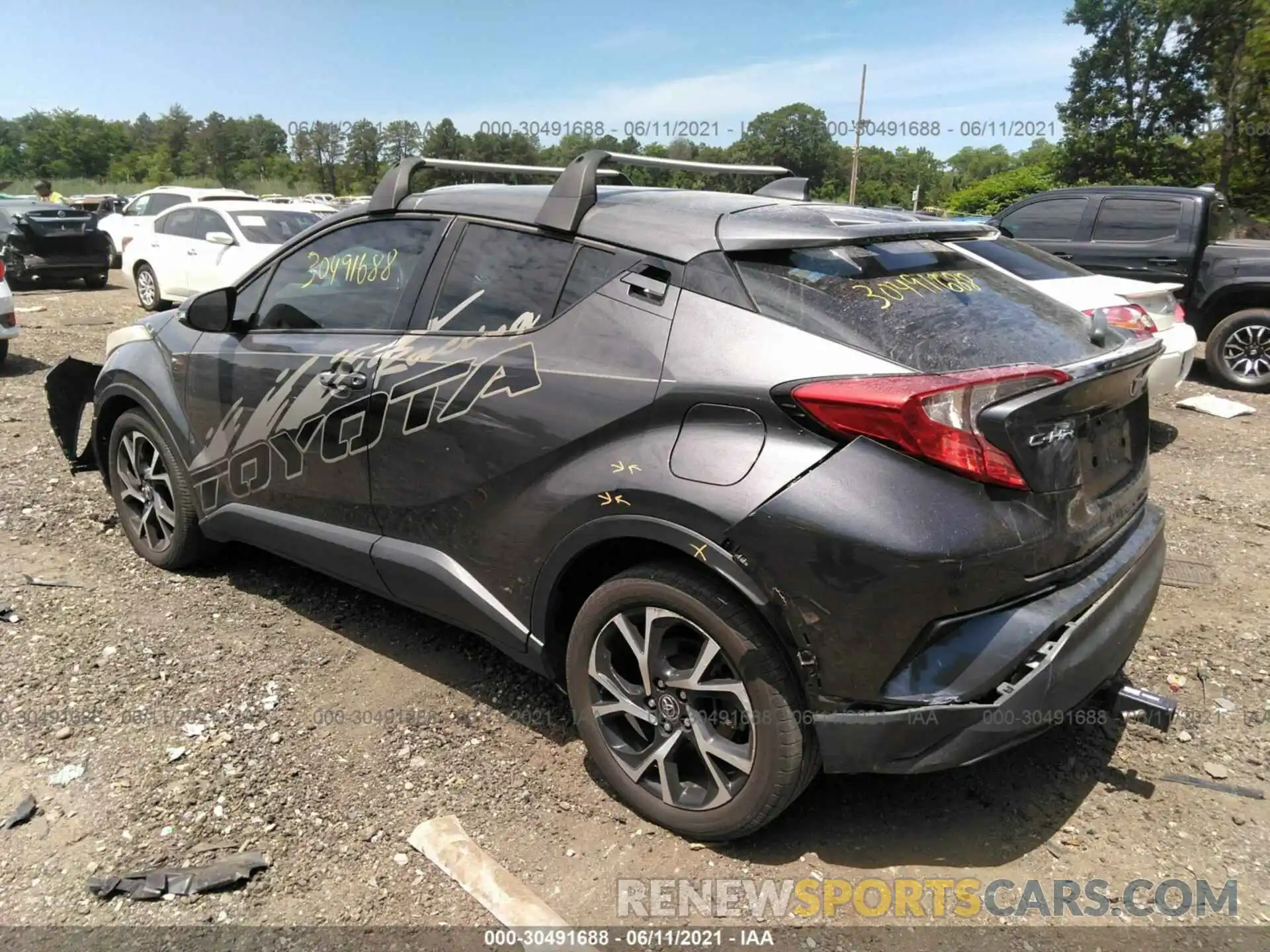 3 Photograph of a damaged car NMTKHMBX0KR068896 TOYOTA C-HR 2019