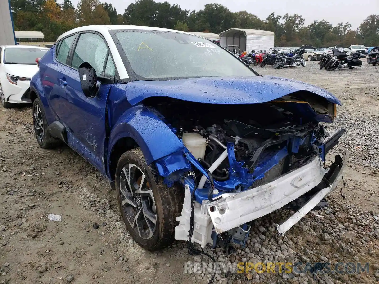 1 Photograph of a damaged car NMTKHMBX0KR069305 TOYOTA C-HR 2019