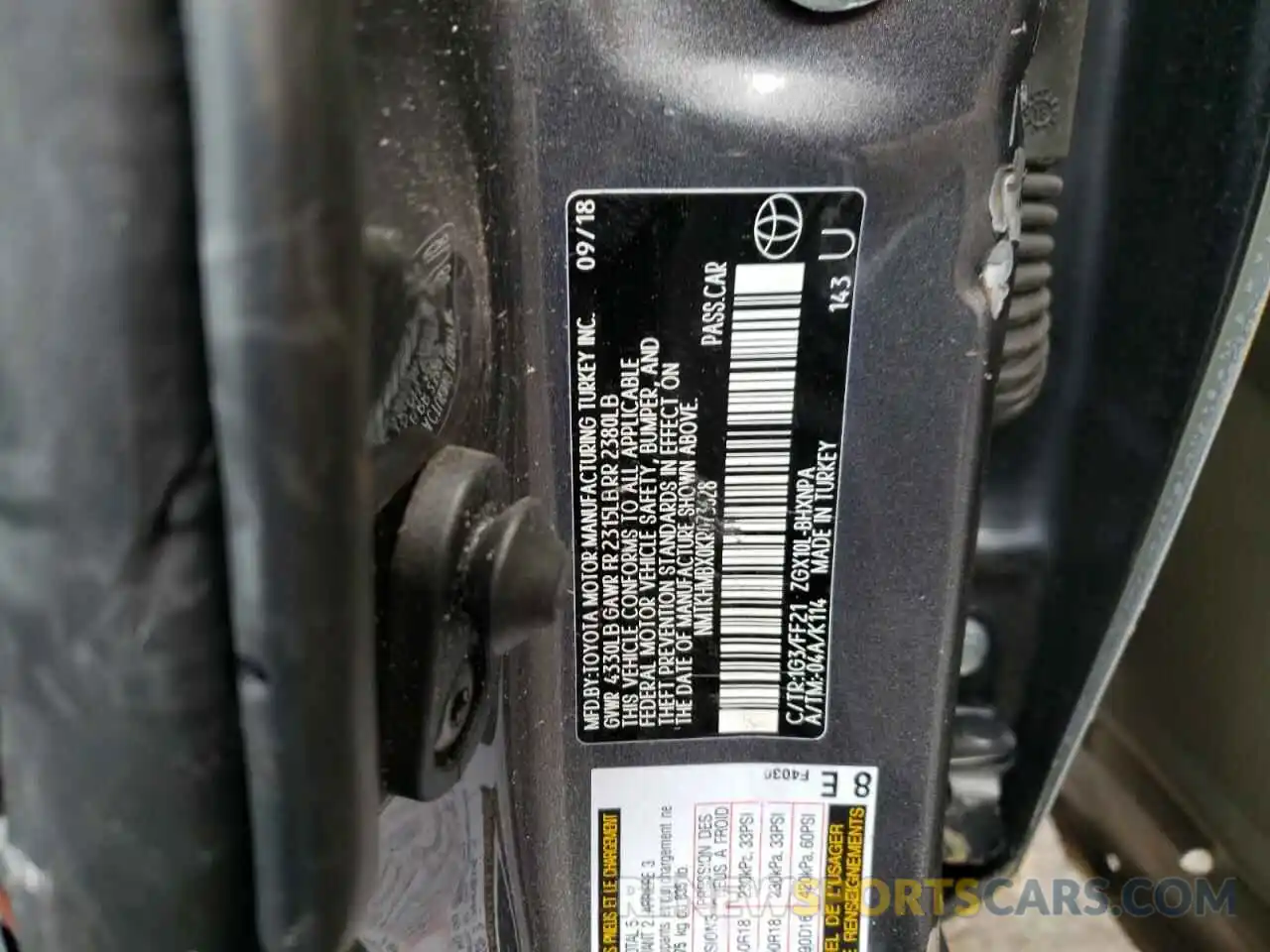 10 Photograph of a damaged car NMTKHMBX0KR073628 TOYOTA C-HR 2019