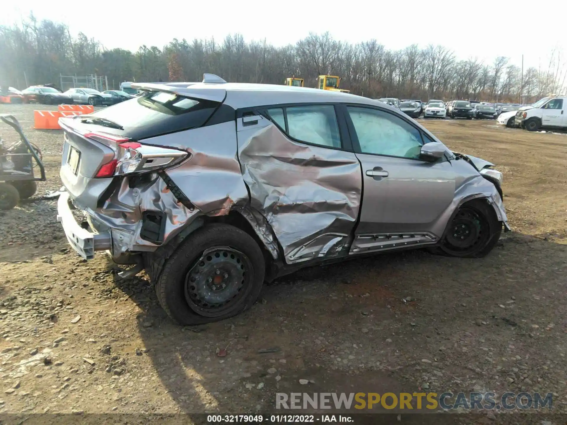 4 Photograph of a damaged car NMTKHMBX0KR080319 TOYOTA C-HR 2019