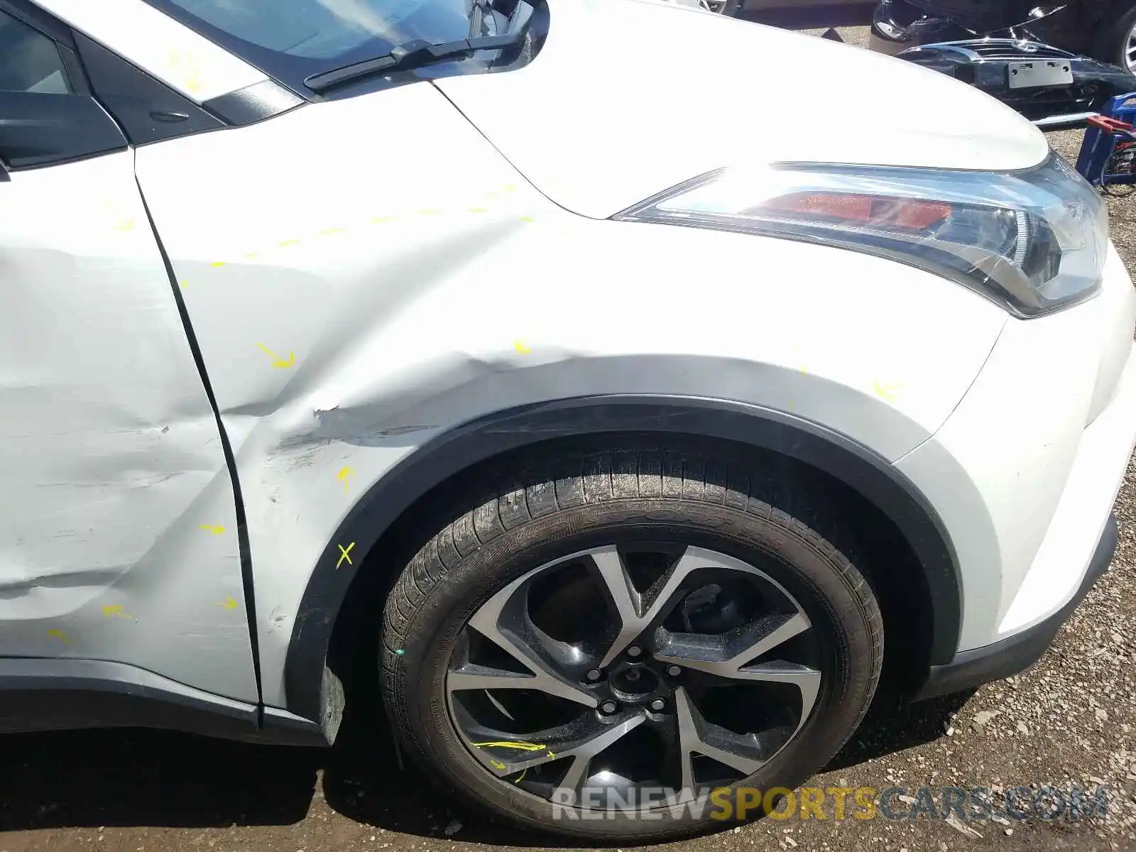 9 Photograph of a damaged car NMTKHMBX0KR081972 TOYOTA C-HR 2019