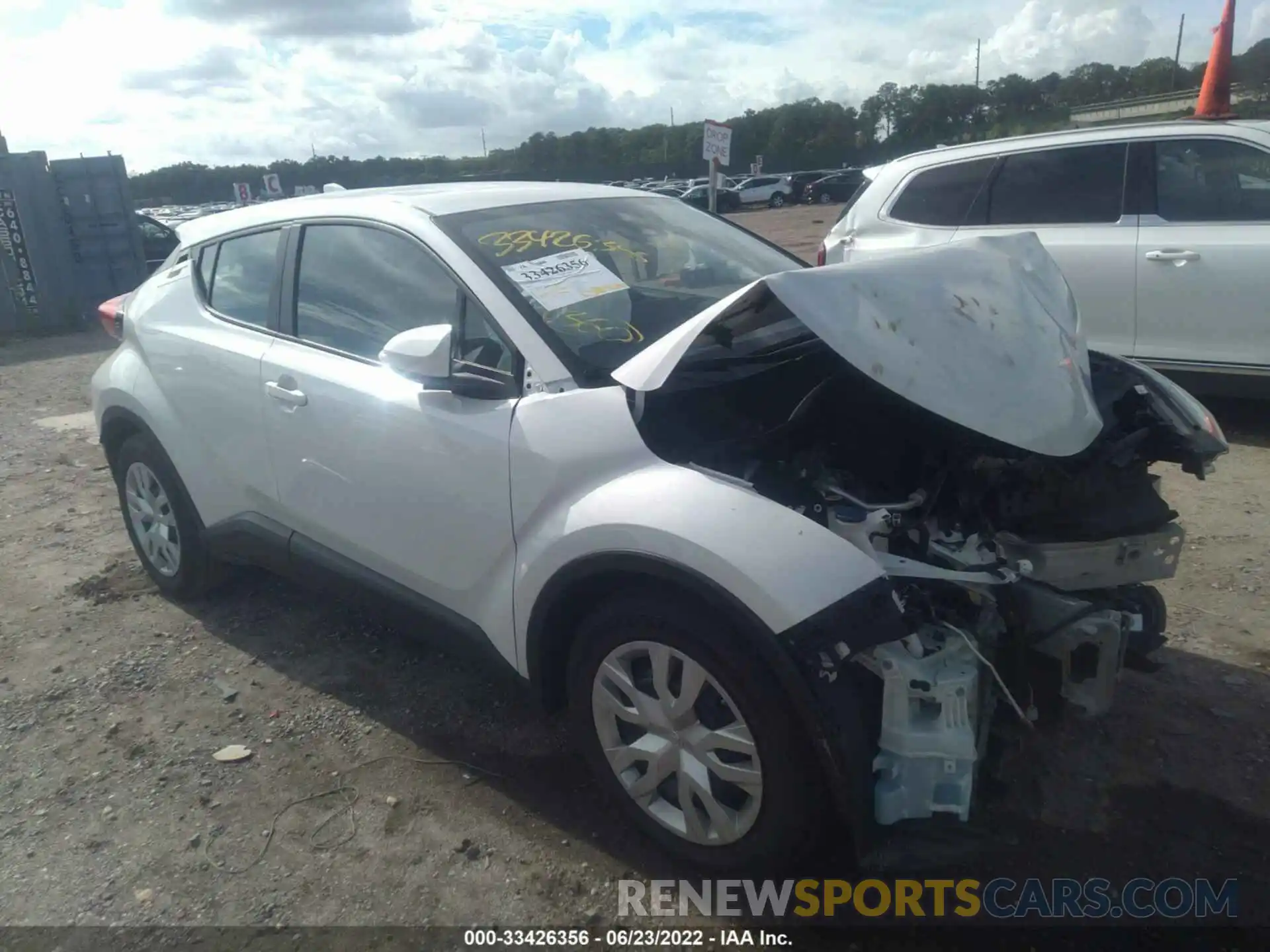 1 Photograph of a damaged car NMTKHMBX0KR083446 TOYOTA C-HR 2019