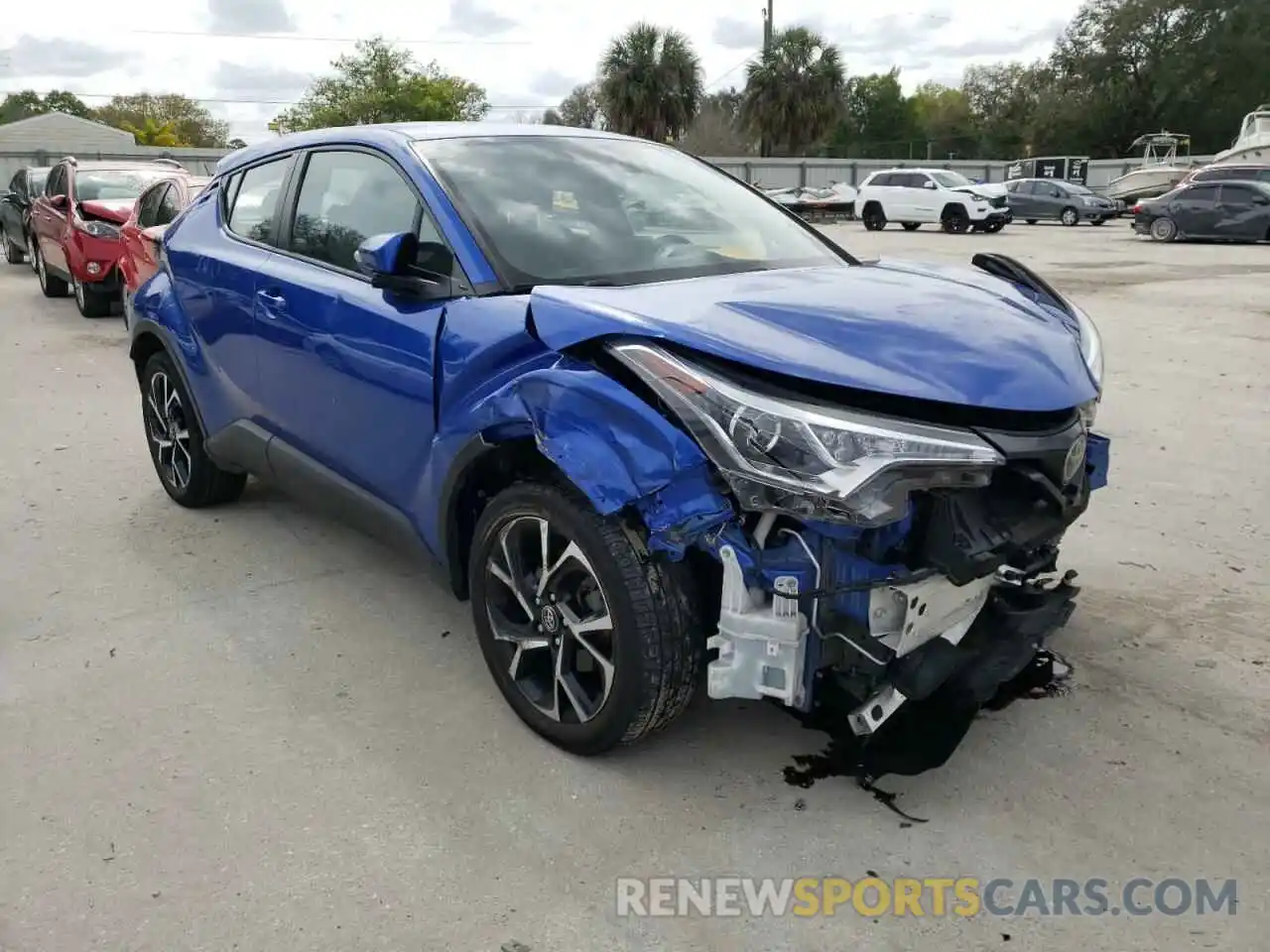 1 Фотография поврежденного автомобиля NMTKHMBX0KR087738 TOYOTA C-HR 2019