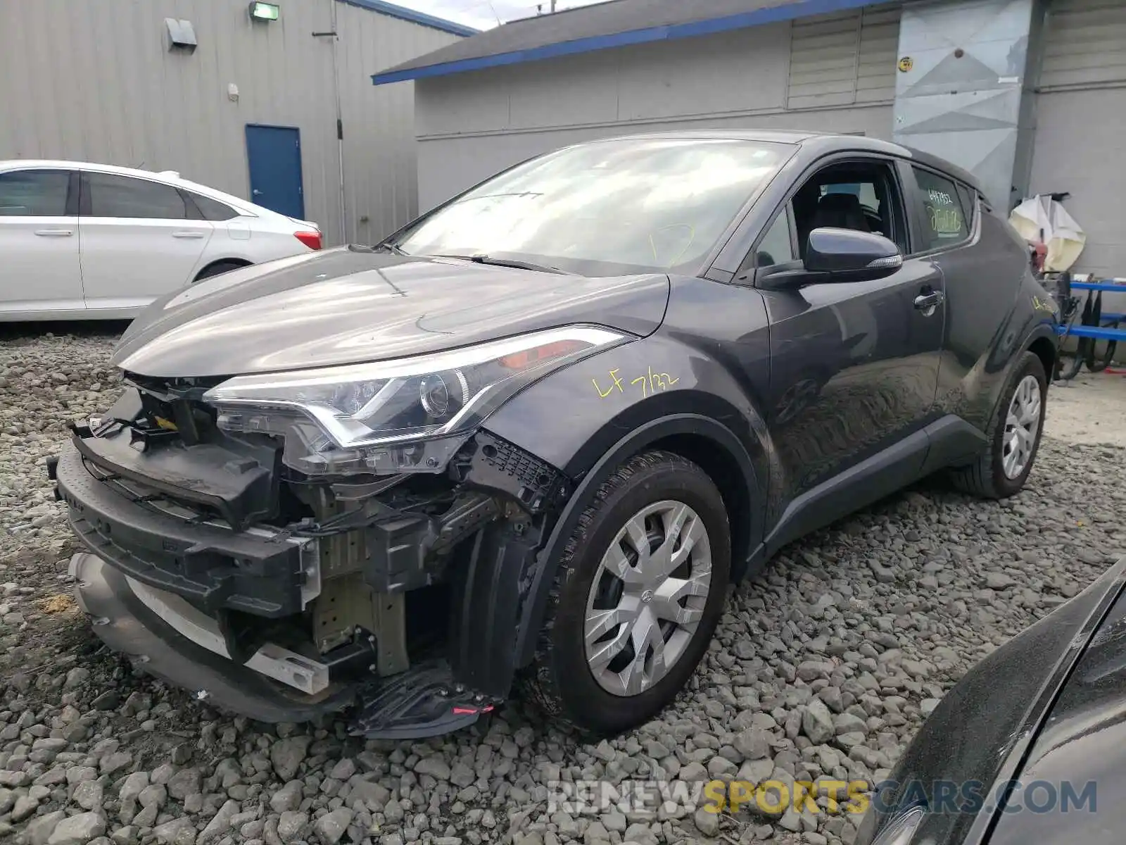 2 Photograph of a damaged car NMTKHMBX0KR088209 TOYOTA C-HR 2019