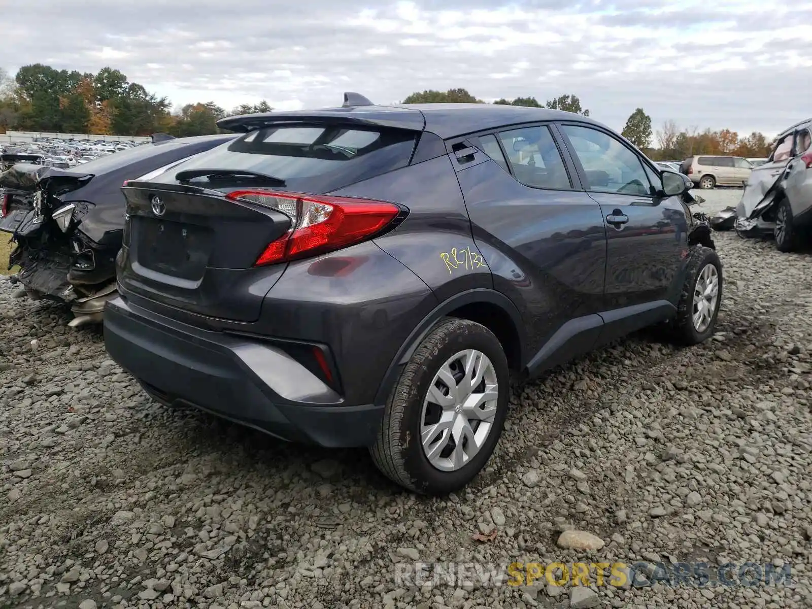 4 Photograph of a damaged car NMTKHMBX0KR088209 TOYOTA C-HR 2019