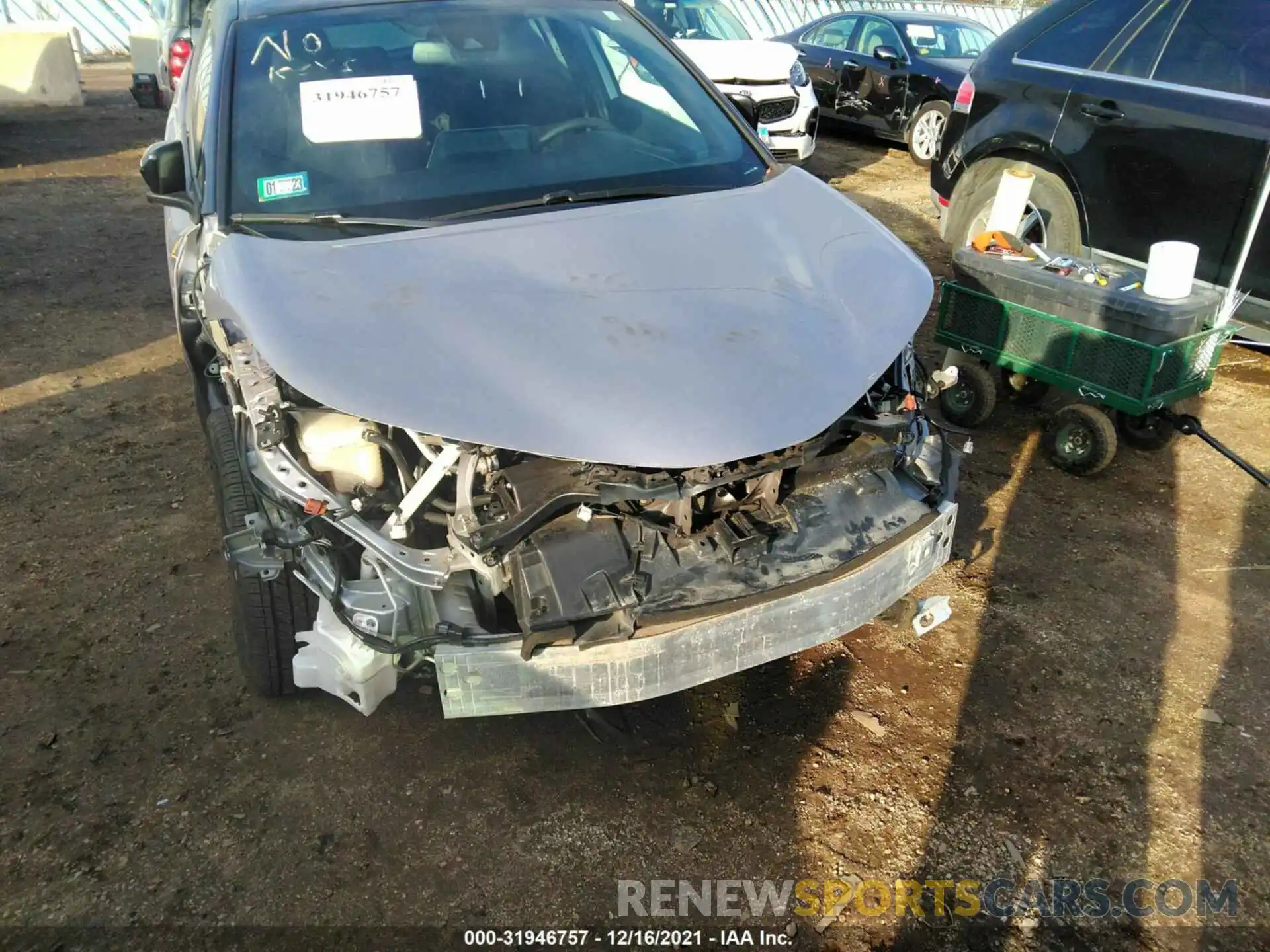 6 Photograph of a damaged car NMTKHMBX0KR090963 TOYOTA C-HR 2019