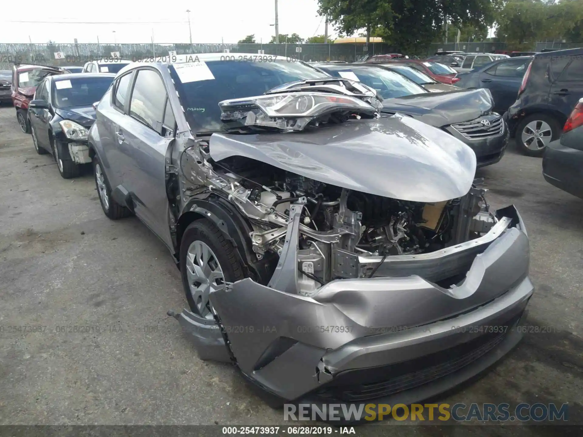 1 Photograph of a damaged car NMTKHMBX0KR091255 TOYOTA C-HR 2019