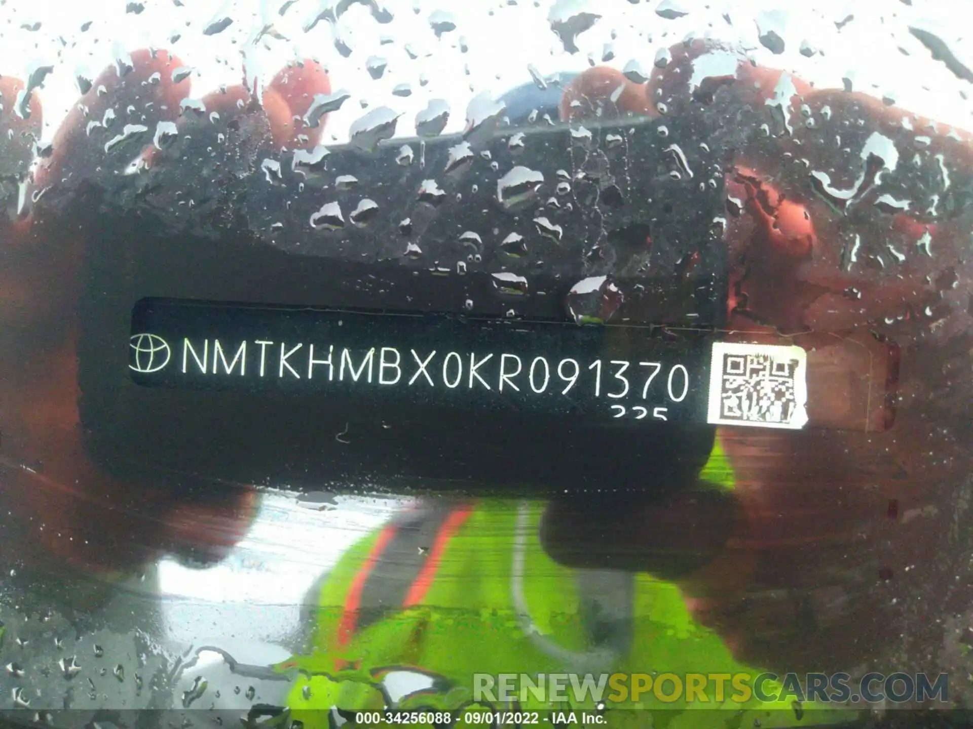 9 Photograph of a damaged car NMTKHMBX0KR091370 TOYOTA C-HR 2019