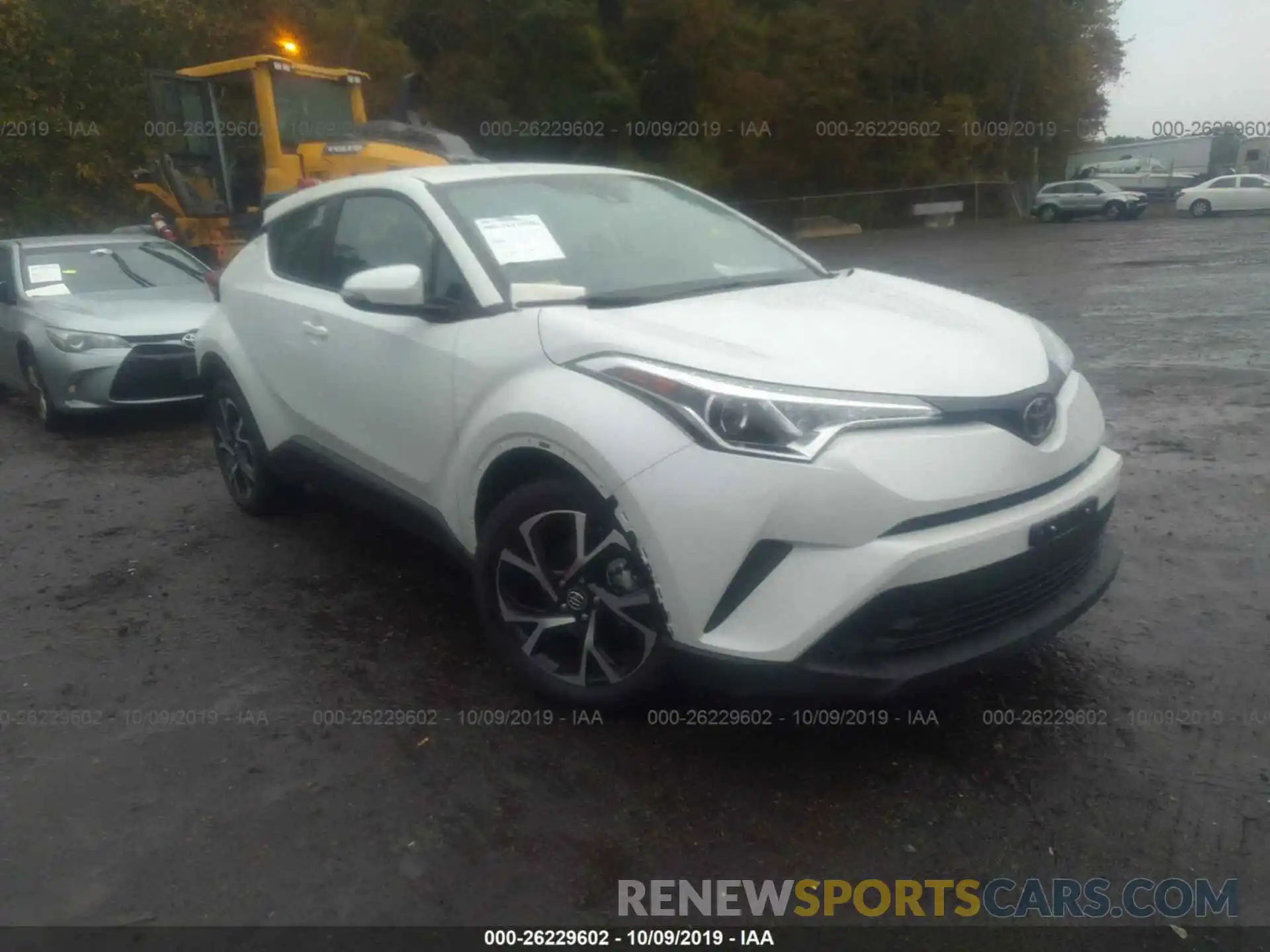 1 Фотография поврежденного автомобиля NMTKHMBX0KR095015 TOYOTA C-HR 2019