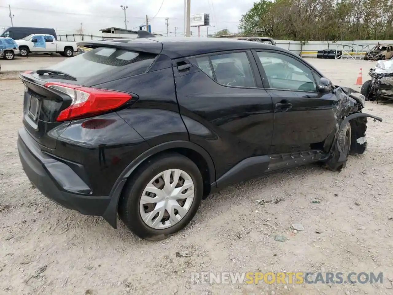 4 Photograph of a damaged car NMTKHMBX0KR099081 TOYOTA C-HR 2019