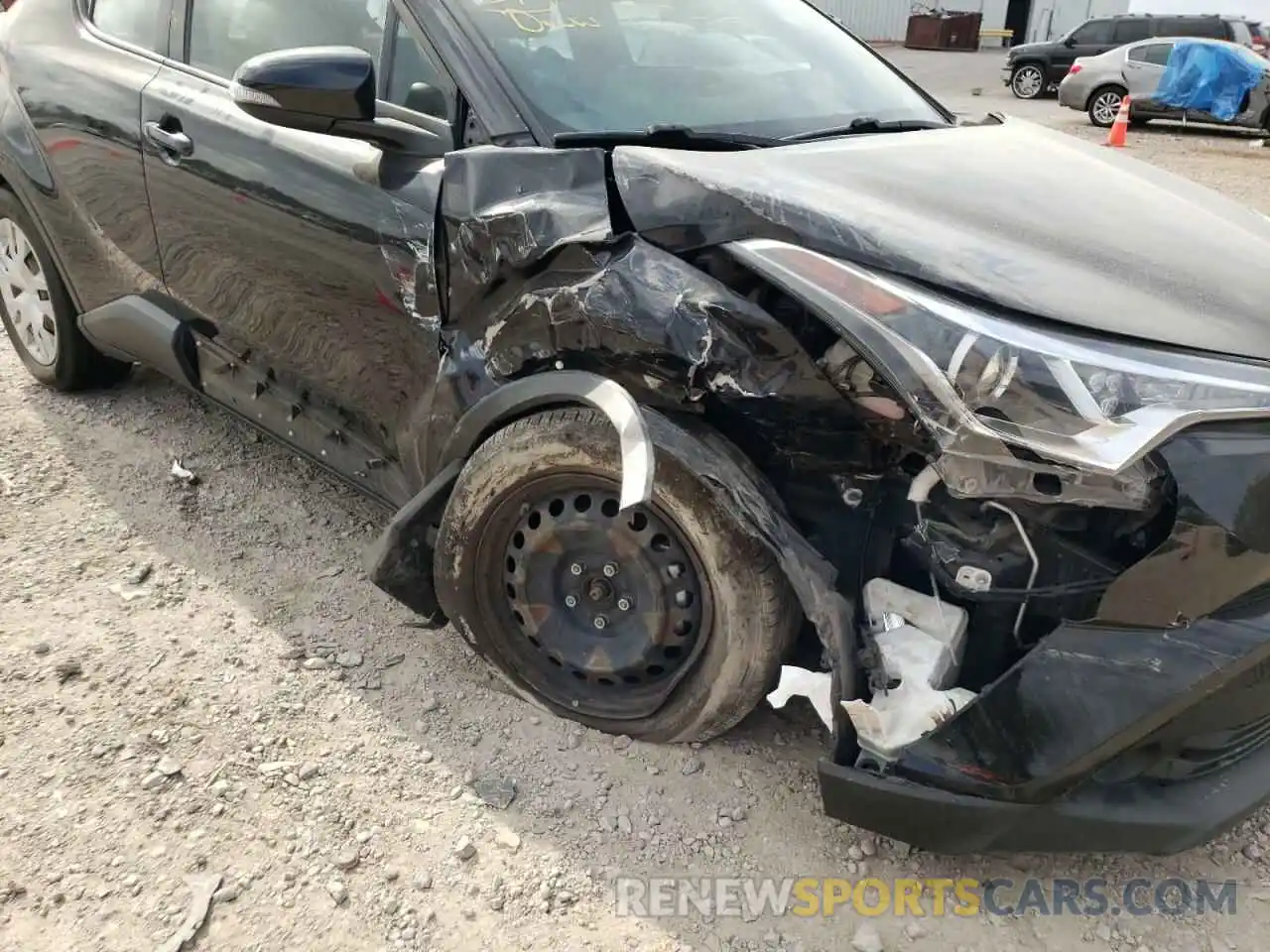 9 Photograph of a damaged car NMTKHMBX0KR099081 TOYOTA C-HR 2019