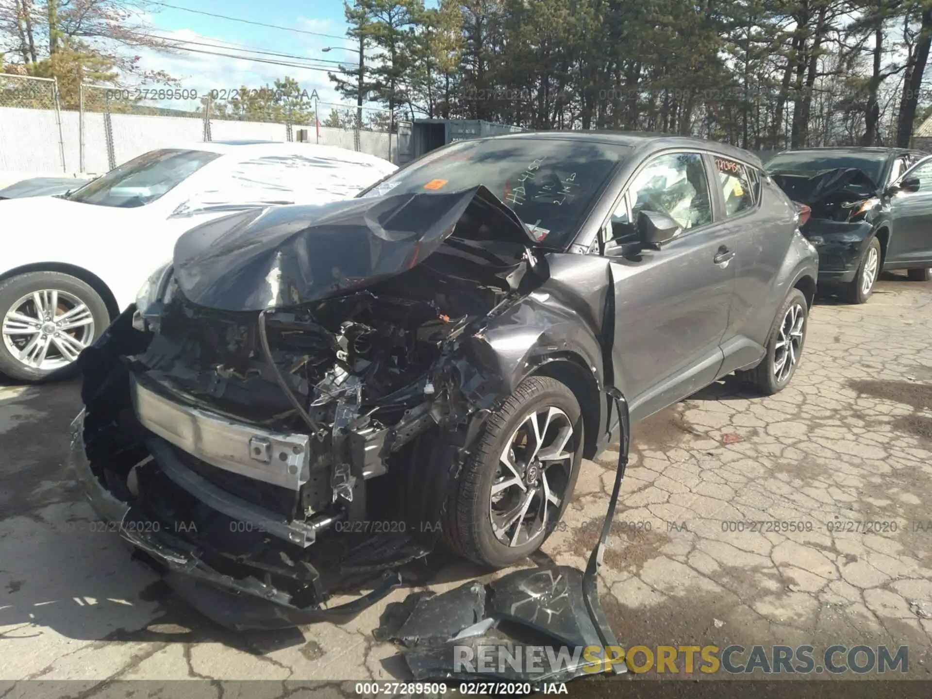 2 Photograph of a damaged car NMTKHMBX0KR099646 TOYOTA C-HR 2019